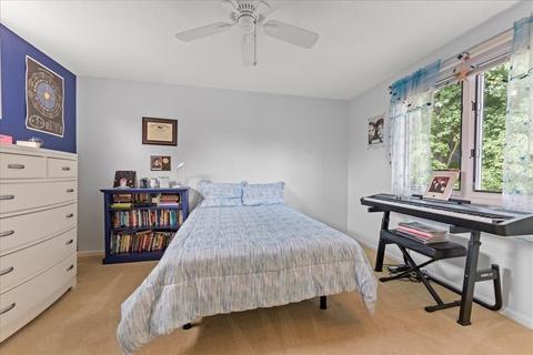 7 Matthew St, Springfield, MA 01128 photo 22