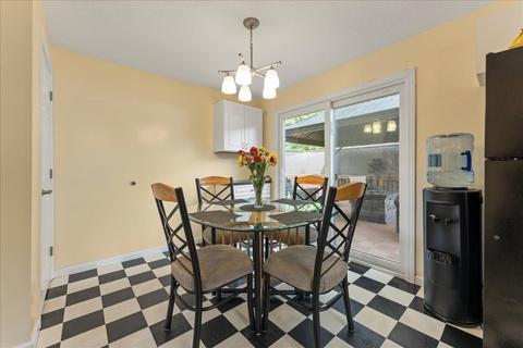 7 Matthew St, Springfield, MA 01128 photo 20