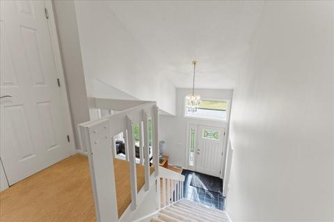 7 Matthew St, Springfield, MA 01128 photo 28