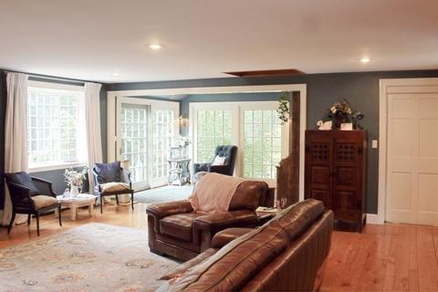745 Boston Post Rd, Weston, MA 02493 photo 24