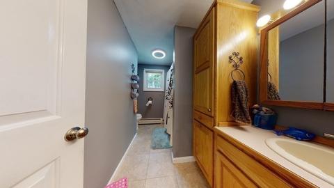 53 Stuart St, Gardner, MA 01440 photo 13