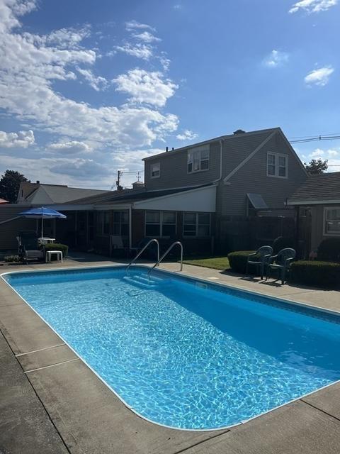 24 Laurel St, Chicopee, MA 01020 photo 15
