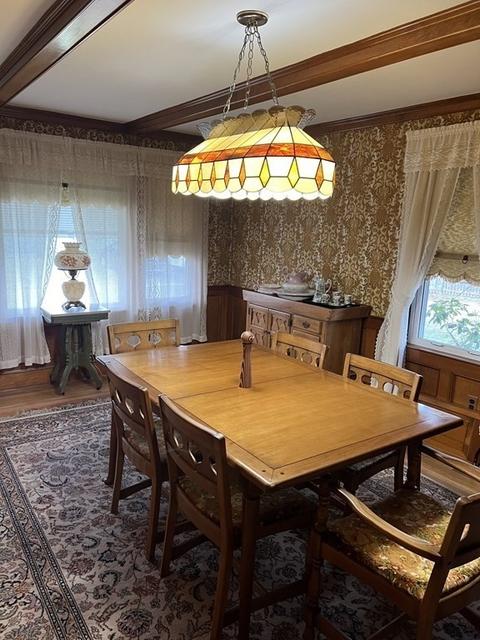 24 Laurel St, Chicopee, MA 01020 photo 4