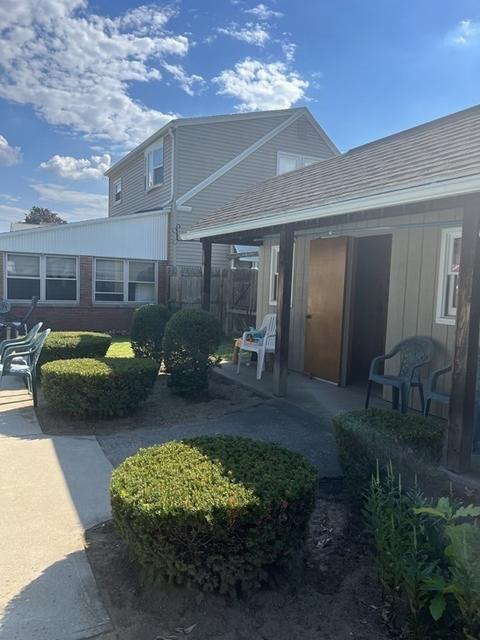 24 Laurel St, Chicopee, MA 01020 photo 14