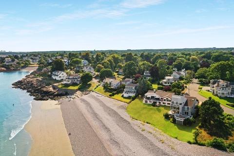 13 Goldthwait Rd, Marblehead, MA 01945 photo 2