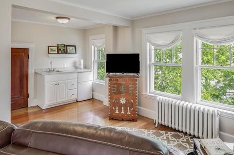 110 Lothrop St, Beverly, MA 01915 photo 22