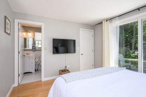 702 Phinneys Ln, Barnstable, MA 02632 photo 10