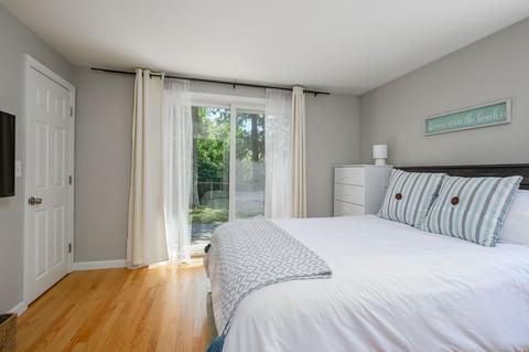 702 Phinneys Ln, Barnstable, MA 02632 photo 9
