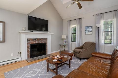 702 Phinneys Ln, Barnstable, MA 02632 photo 4