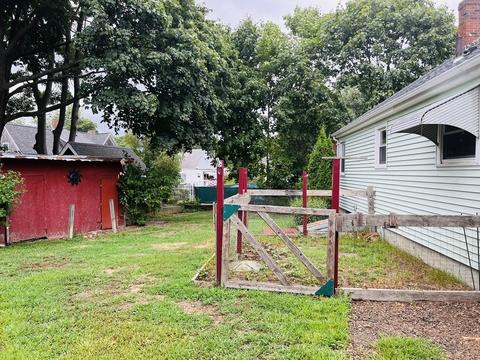 11 Crompton St, Acushnet, MA 02743 photo 7