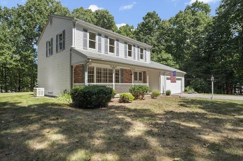 7 Brady Loop, Andover, MA 01810 photo 2