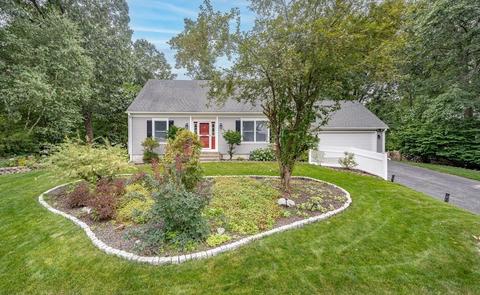 15 Channing Rd, East Longmeadow, MA 01028 photo 2