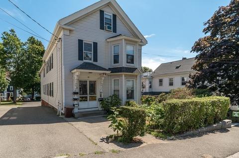 29 Elm St, Gloucester, MA 01930 photo 3