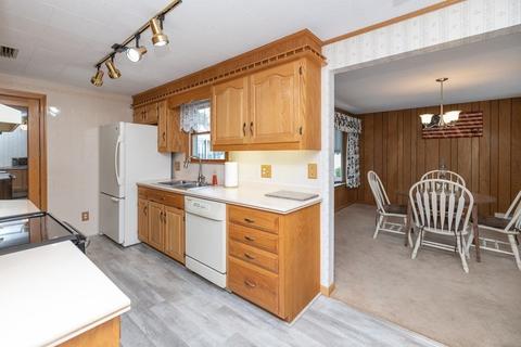 200 James St, Chicopee, MA 01020 photo 16