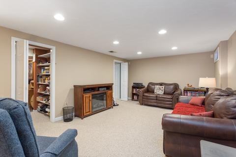 25 Bridle Path, Franklin, MA 02038 photo 34
