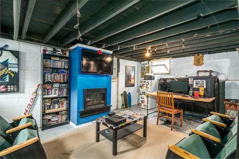14 Derryfield Ave, Springfield, MA 01118 photo 42