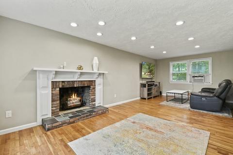 44 Dodge Rd, Sutton, MA 01590 photo 3