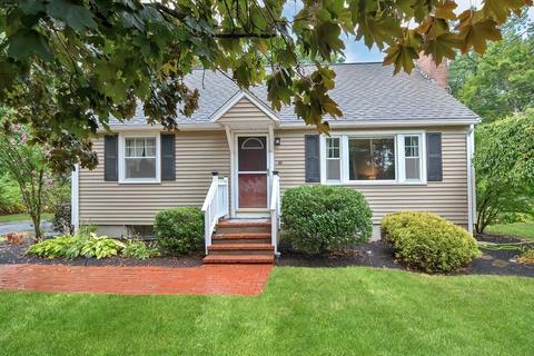 45 Bow St, Millis, MA 02054 photo 2