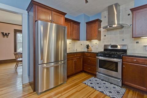 148 Belvidere St, Springfield, MA 01108 photo 9