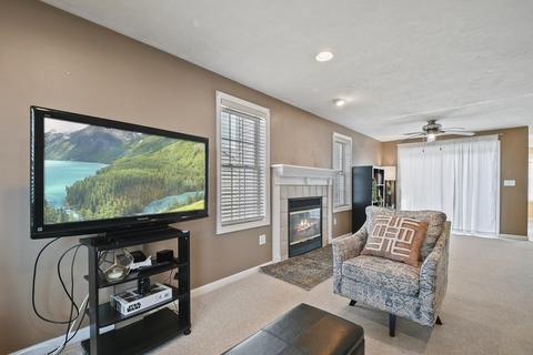 49 Nutmeg Dr, Worcester, MA 01603 photo 6