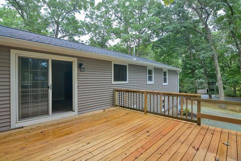 41 Neck Hill Rd, Mendon, MA 01756 photo 5