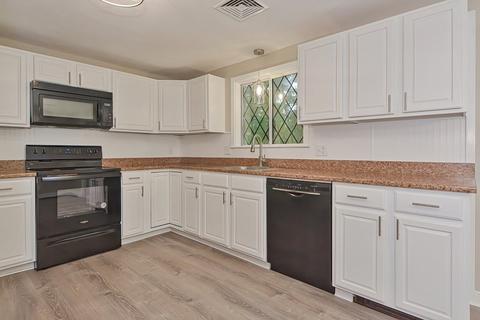 41 Neck Hill Rd, Mendon, MA 01756 photo 10