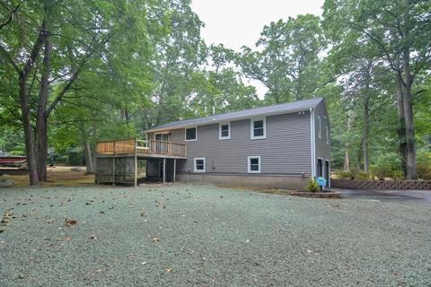 41 Neck Hill Rd, Mendon, MA 01756 photo 4