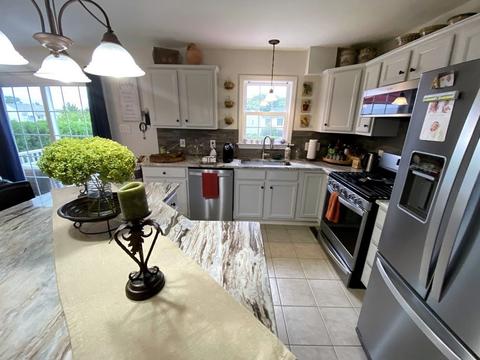 894 Jefferson St, Fall River, MA 02721 photo 11