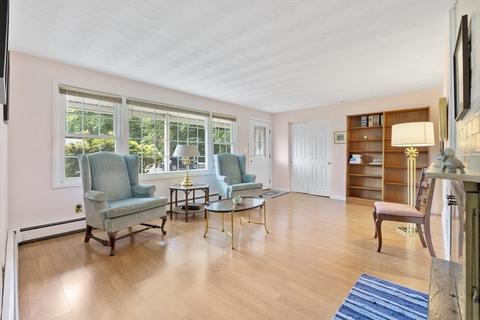 39 Ruthellen Rd, Framingham, MA 01701 photo 4
