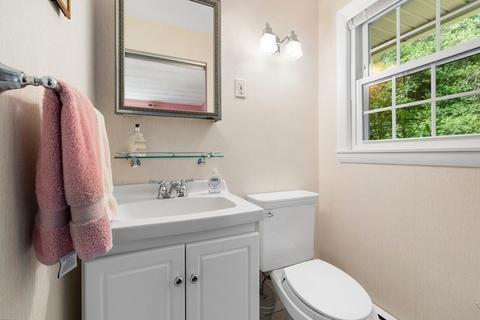39 Ruthellen Rd, Framingham, MA 01701 photo 19