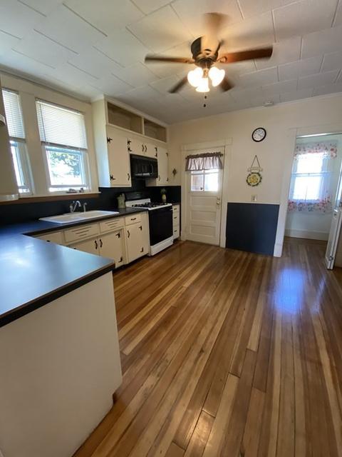 75 Manitoba St, Springfield, MA 01108 photo 14