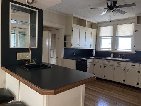 75 Manitoba St, Springfield, MA 01108 photo 13