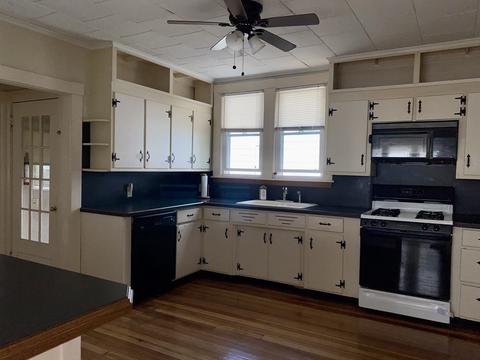 75 Manitoba St, Springfield, MA 01108 photo 15