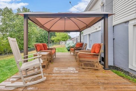63 Garvey Dr, Springfield, MA 01109 photo 21