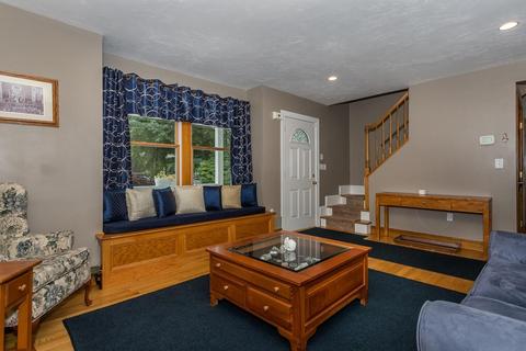 17 Hillcrest Rd, Canton, MA 02021 photo 5