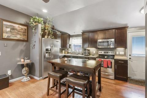 147 Sunridge Dr, Springfield, MA 01118 photo 8