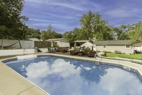 147 Sunridge Dr, Springfield, MA 01118 photo 29