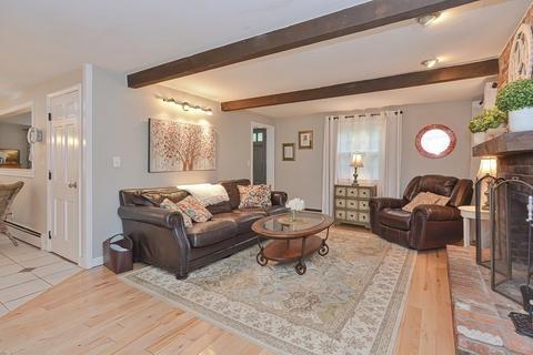 18 Coach Rd, Walpole, MA 02081 photo 13