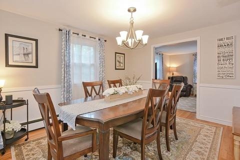 18 Coach Rd, Walpole, MA 02081 photo 5