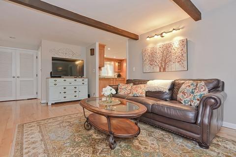 18 Coach Rd, Walpole, MA 02081 photo 16