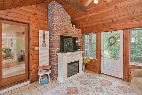 18 Coach Rd, Walpole, MA 02081 photo 20