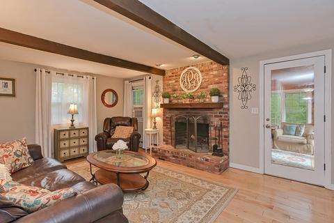 18 Coach Rd, Walpole, MA 02081 photo 14