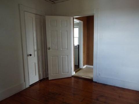 61 Fox St, Worcester, MA 01604 photo 7