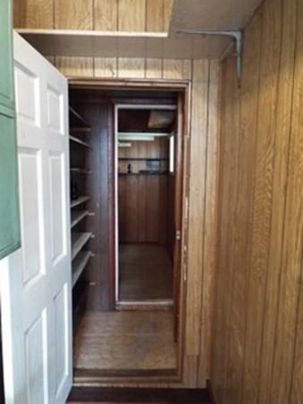 61 Fox St, Worcester, MA 01604 photo 10