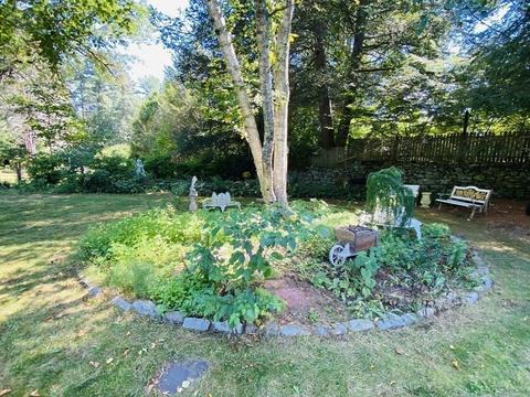 107 Church St, Ware, MA 01082 photo 32