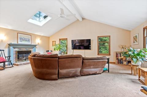 6 Maillet Dr, Acton, MA 01720 photo 10