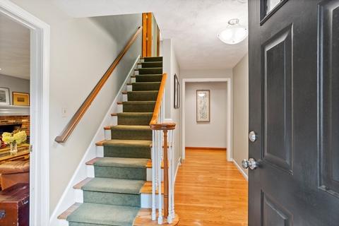 6 Maillet Dr, Acton, MA 01720 photo 3