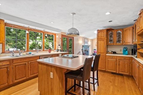 6 Maillet Dr, Acton, MA 01720 photo 6