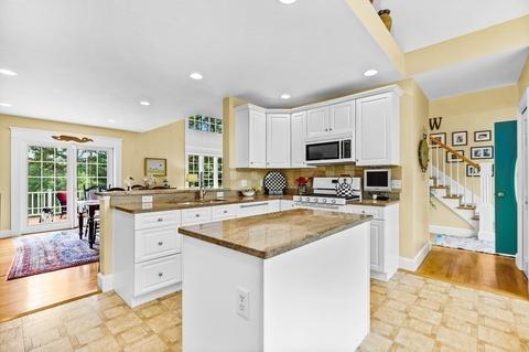 21 Pond Edge Trl, Wareham, MA 02571 photo 5