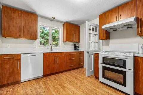 817 First Parish Rd, Scituate, MA 02066 photo 12